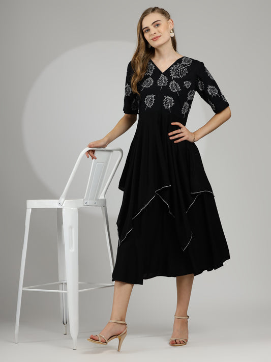 Chic Elegant Hand-Embroidered Rayon Cotton Dress in Black