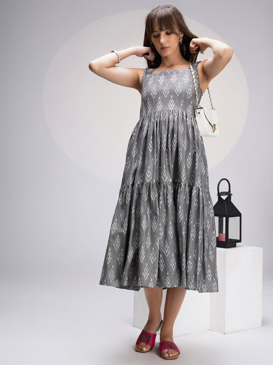 Chic Sleeveless Ikat Tiered Midi Dress in Cotton