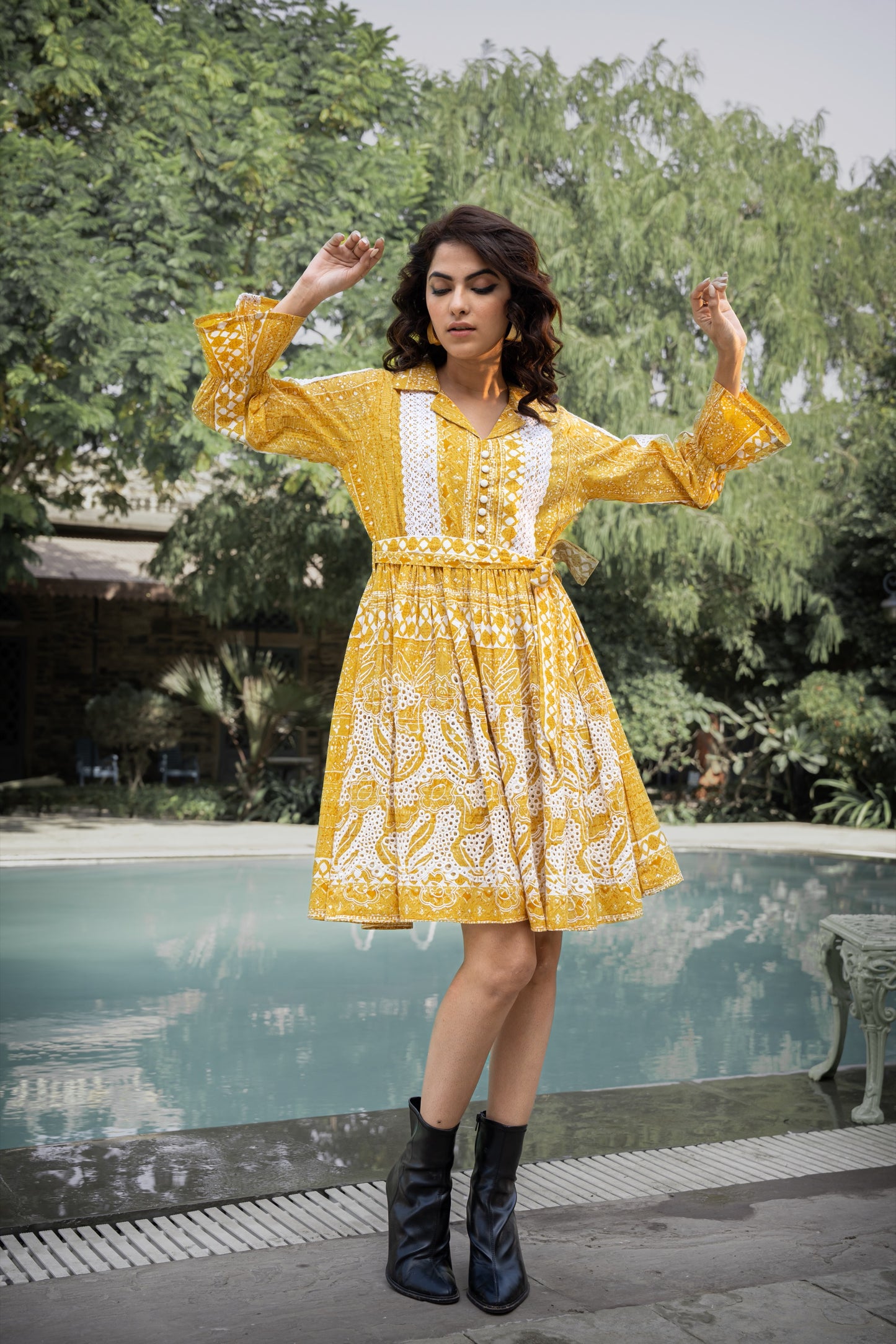 Collared Yellow Cotton Short Dress with Thread Embroidery and Lace Detail