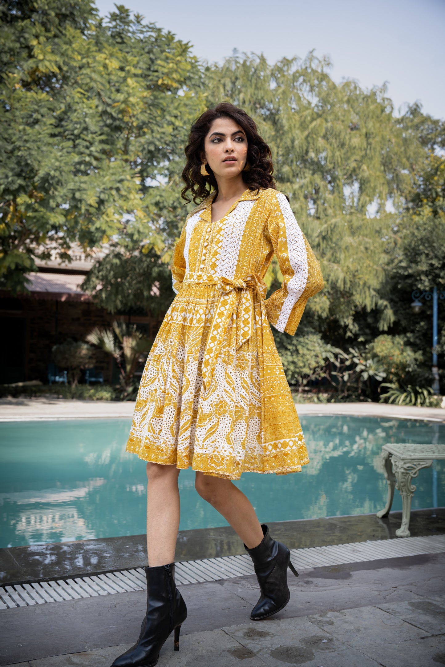 Collared Yellow Cotton Short Dress with Thread Embroidery and Lace Detail