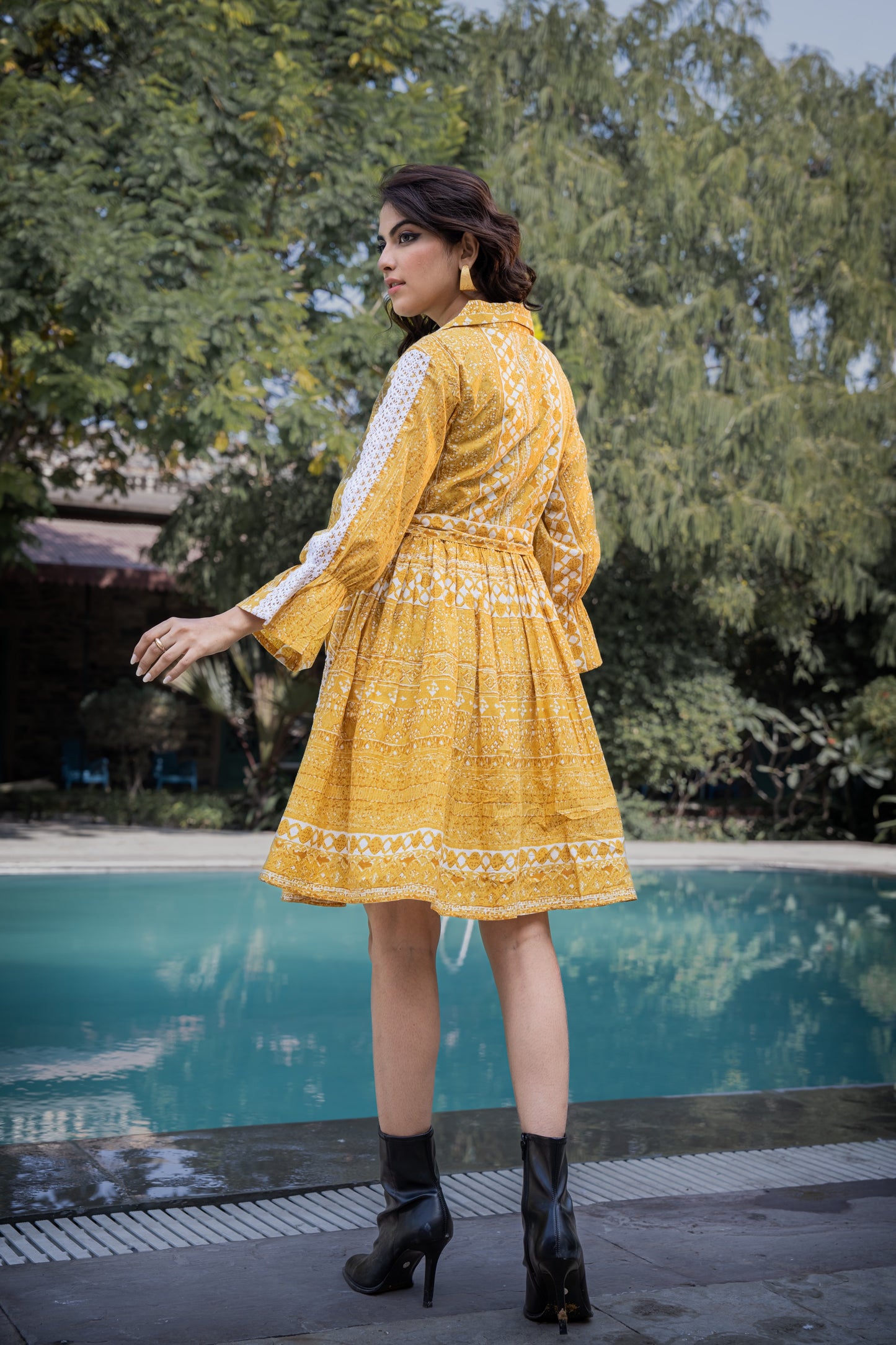 Collared Yellow Cotton Short Dress with Thread Embroidery and Lace Detail